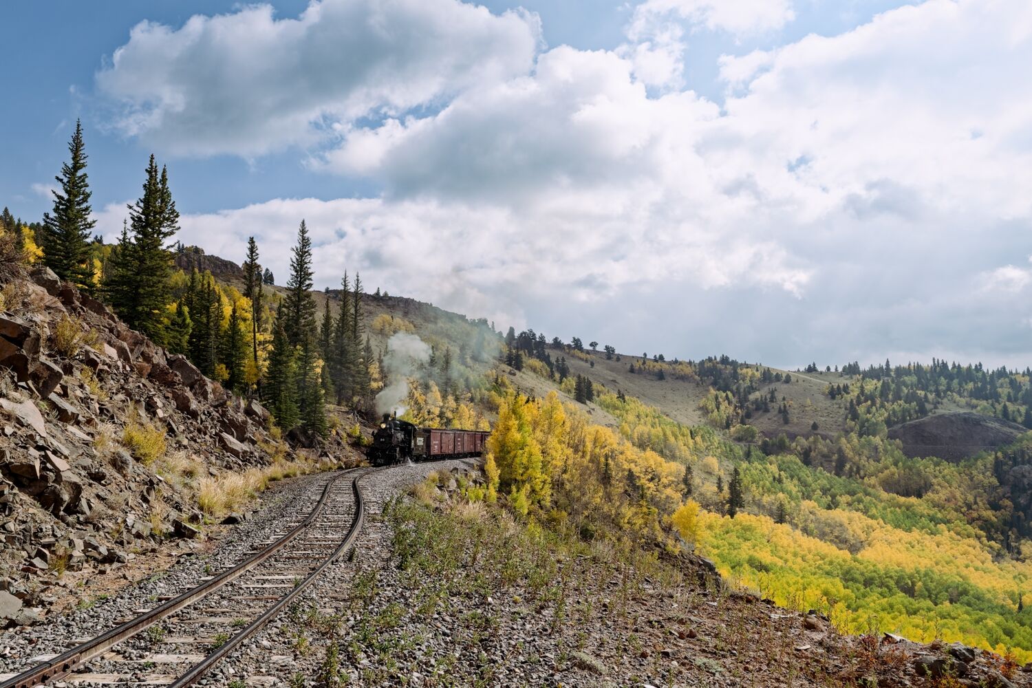Autumn Colors and a nice fall day. RGS 20 on the way to Oiser on the Cumbres Toltec Secnic Railroad.